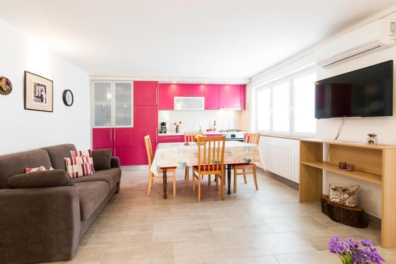 Apartment Katarina Pula Exterior photo