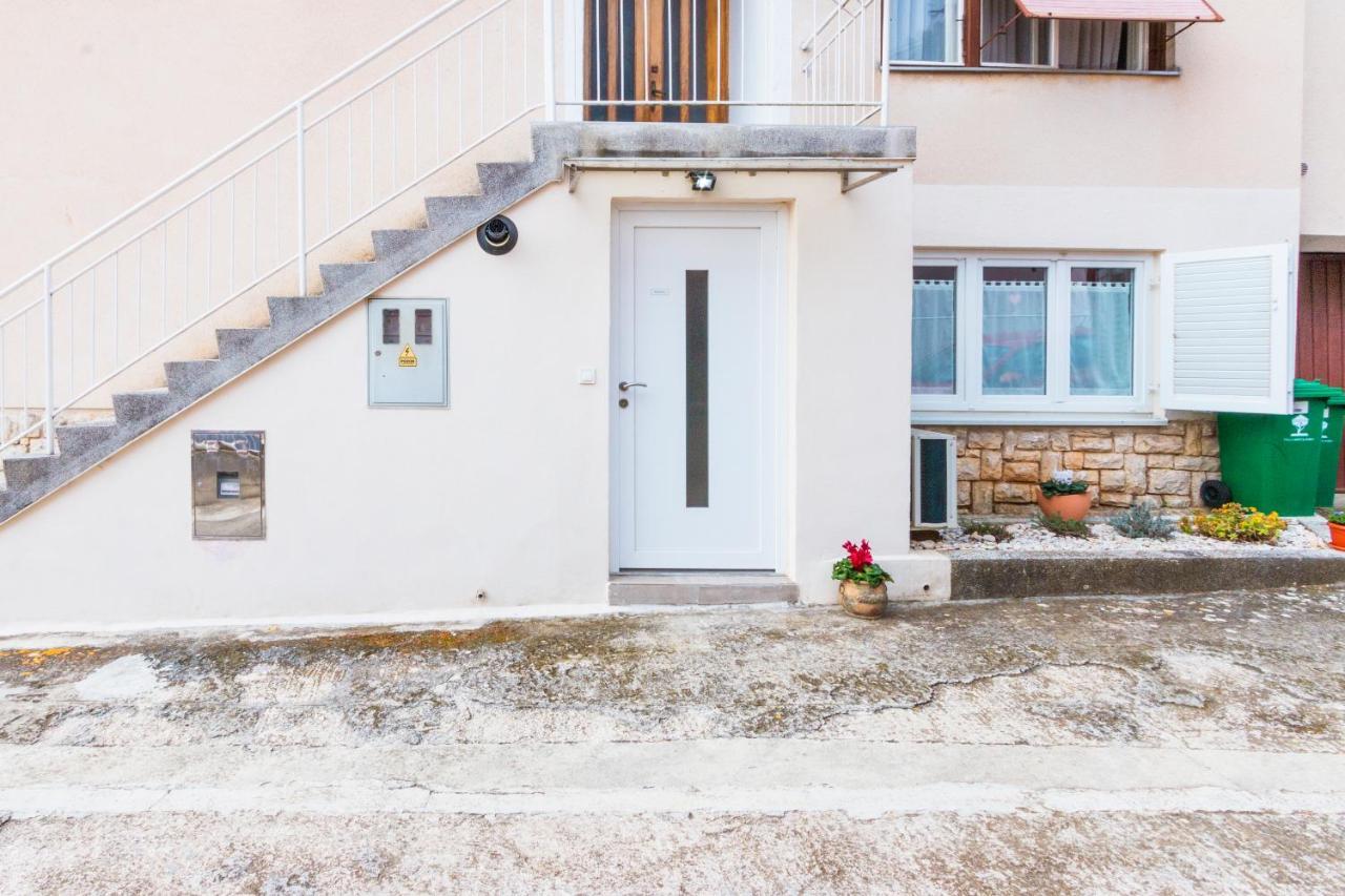 Apartment Katarina Pula Exterior photo