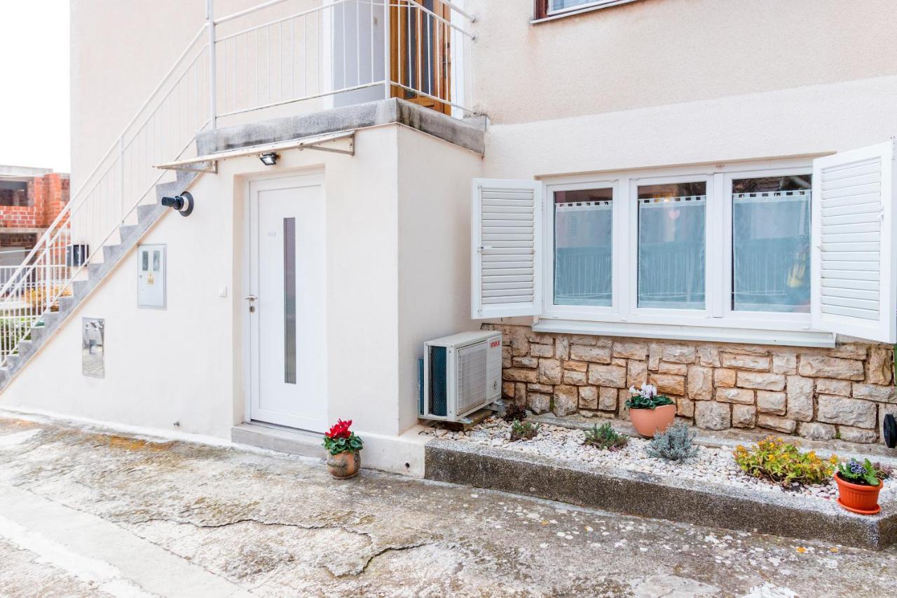 Apartment Katarina Pula Exterior photo